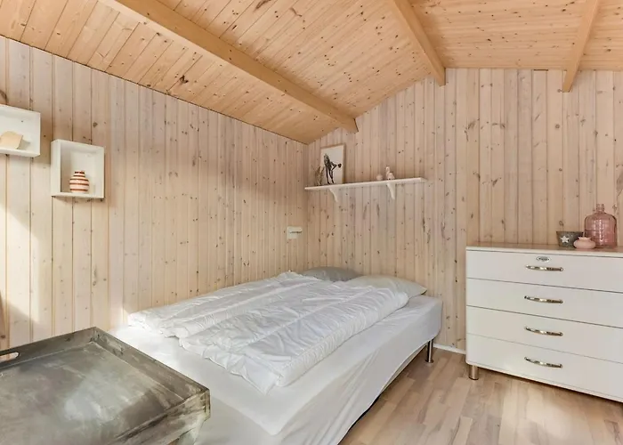 Florina - 700m From The Sea By Interhome *