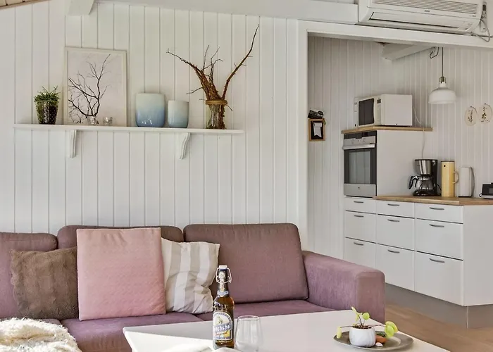 Florina - 700m From The Sea By Interhome Feriehus *